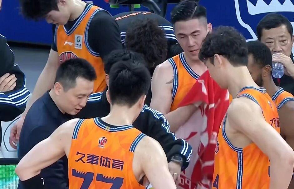 尼克斯半世纪后再夺冠