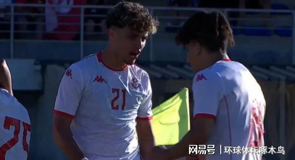 足坛一夜动态:卡塔尔1